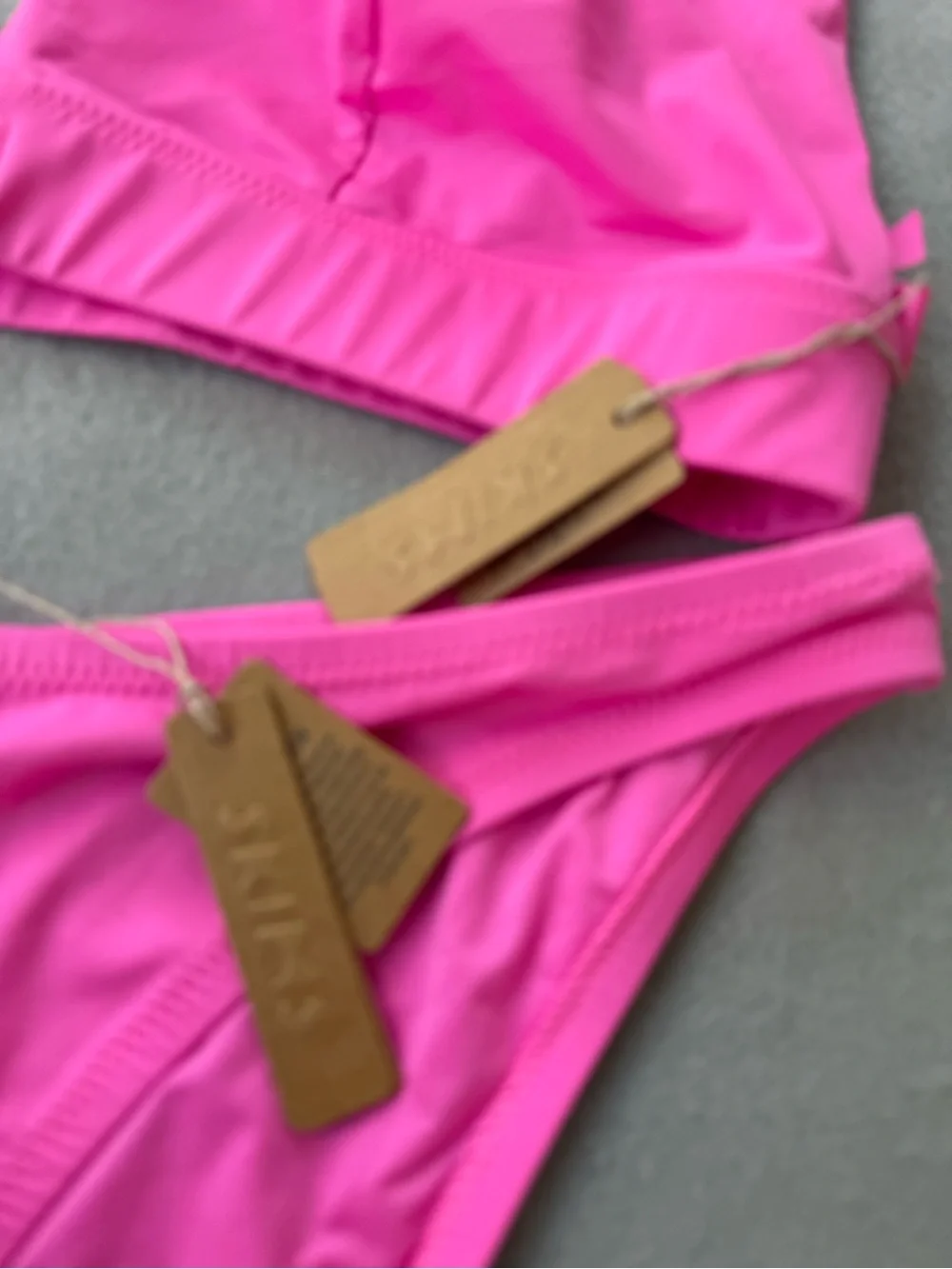 Skims Signature Swim Plunge Bikini  Set Top / Bottom 2X In Taffy Barbie Pink NWT